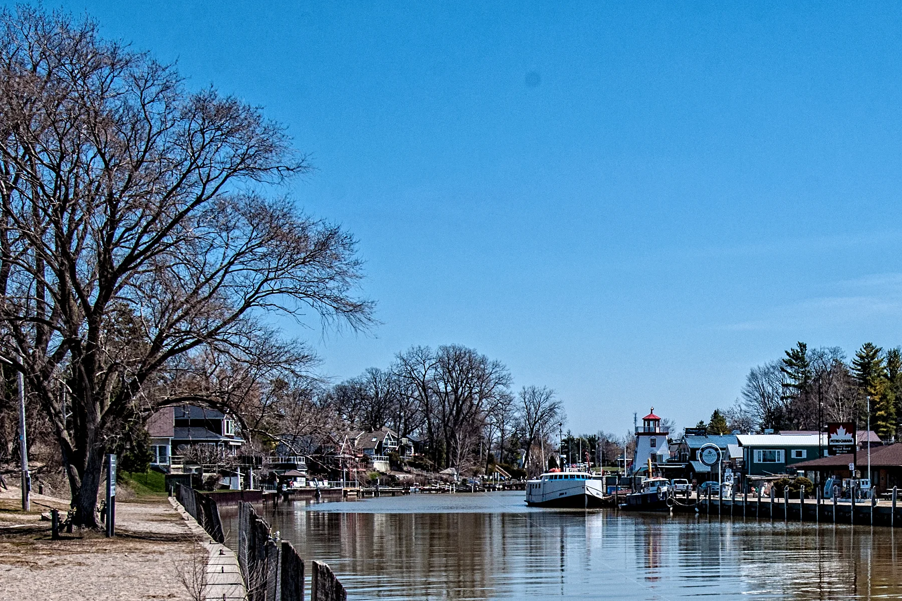_DSC1467 Grand Bend Dock.jpg