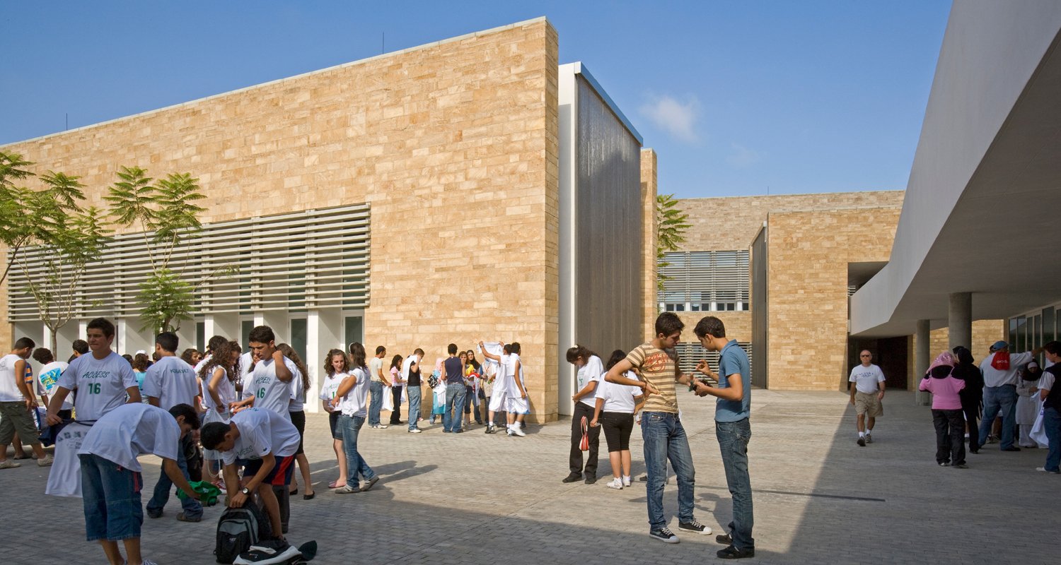 7.+charles+hostler+student+center+aub+university+of+beirut+lebanon+education+architecture+campus.jpg