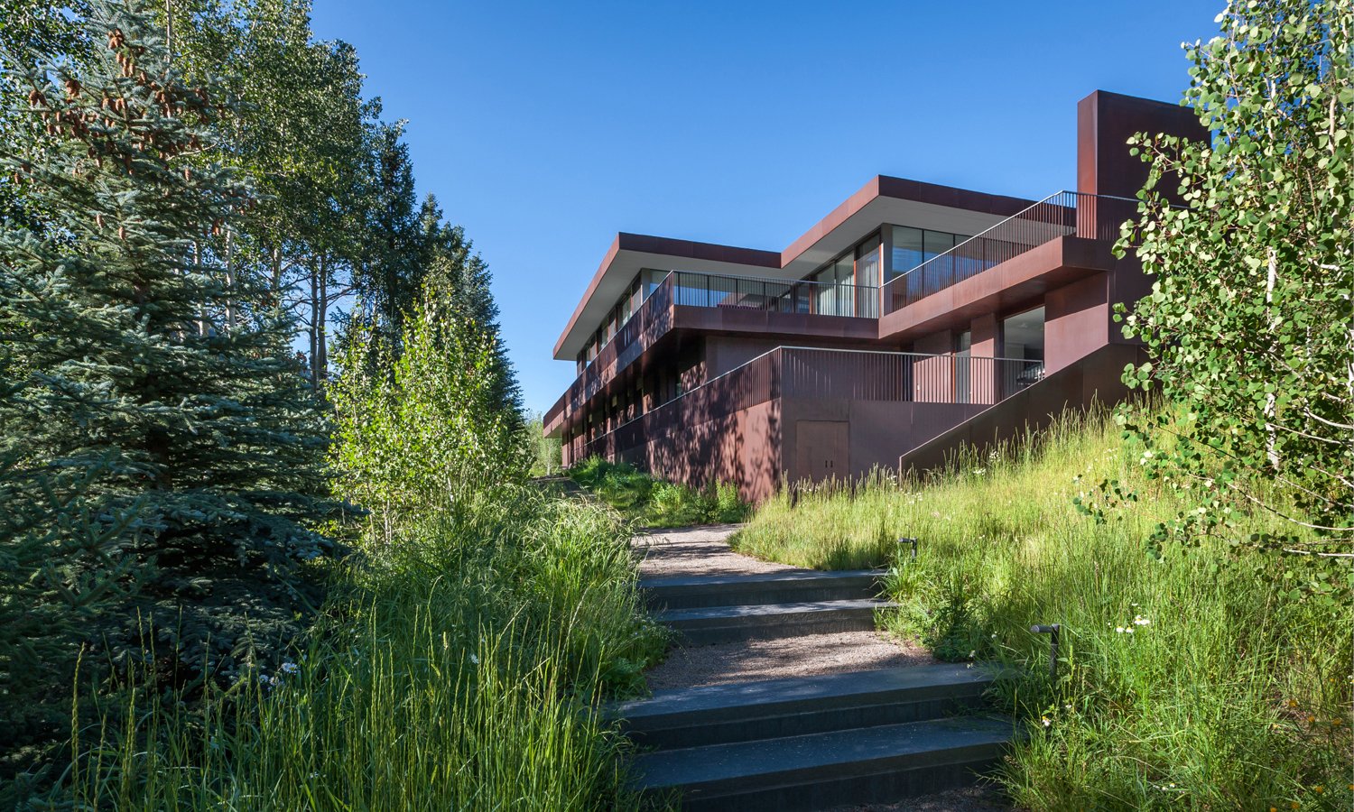 4.+steel+house+mountains+architecture+digital+fabrication+vjaa.jpg