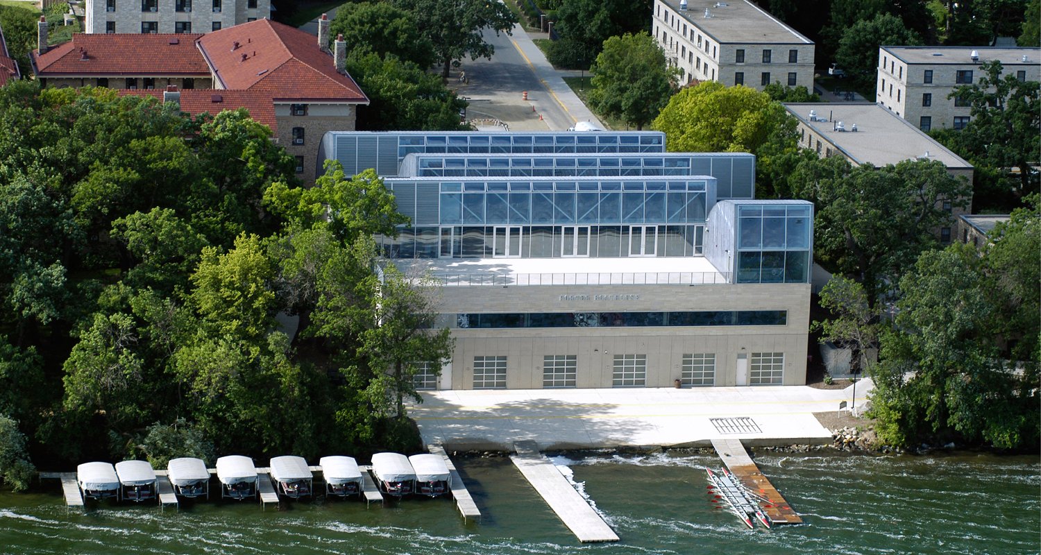 1.+porter+boathouse+madison+wisconsin+crewhouse+rowing+facility+badgers+lake+mendota+university+educational+vjaa.jpg