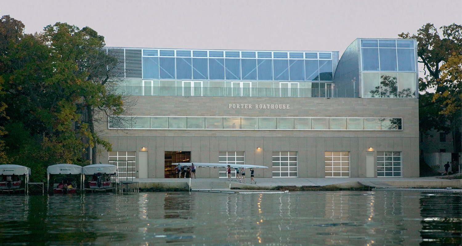 3.+porter+boathouse+madison+wisconsin+crewhouse+rowing+facility+badgers+lake+mendota+university+educational+vjaa.jpg
