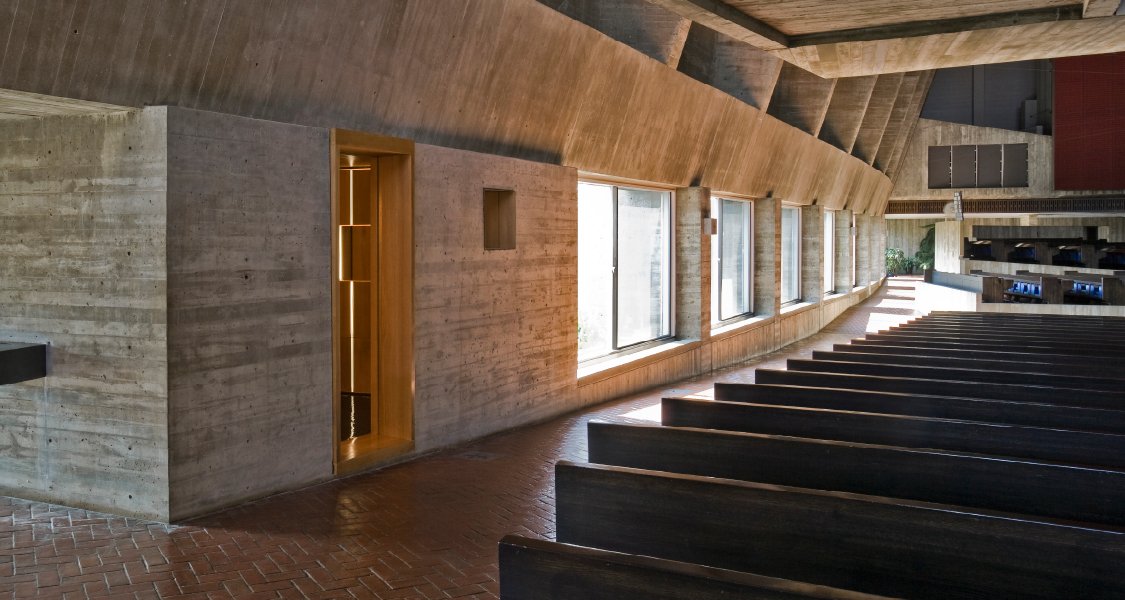 1.+blessed+sacrament+chapel+saint+johns+abbey+collegeville+minnesota+marcel+breuer+architecture+church+vjaa.jpg