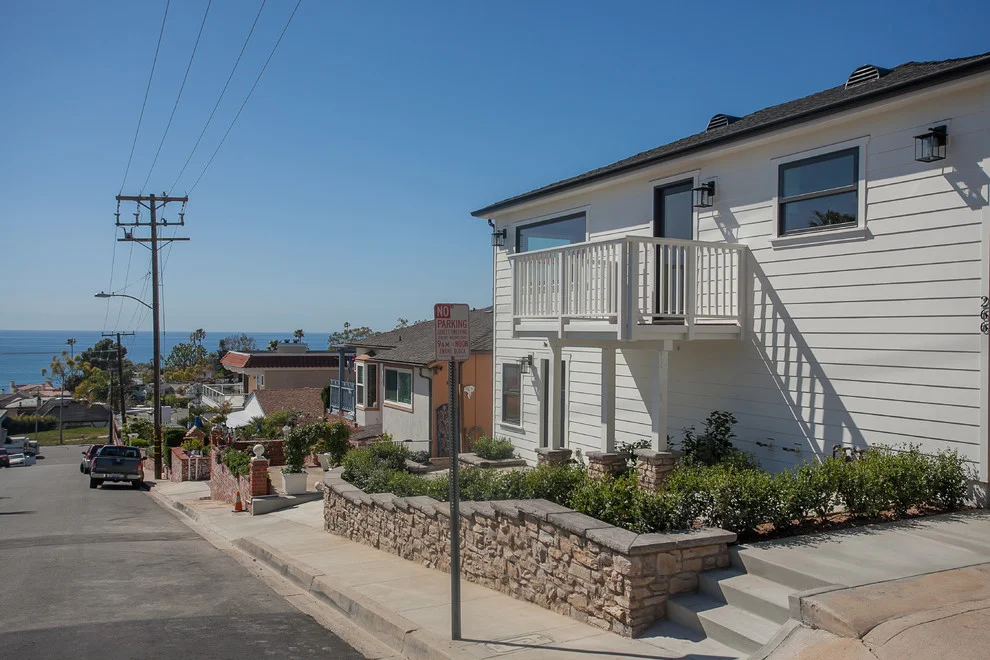 San-Joaquin- Laguna-Beach-beach-style-outside-side-view.jpg