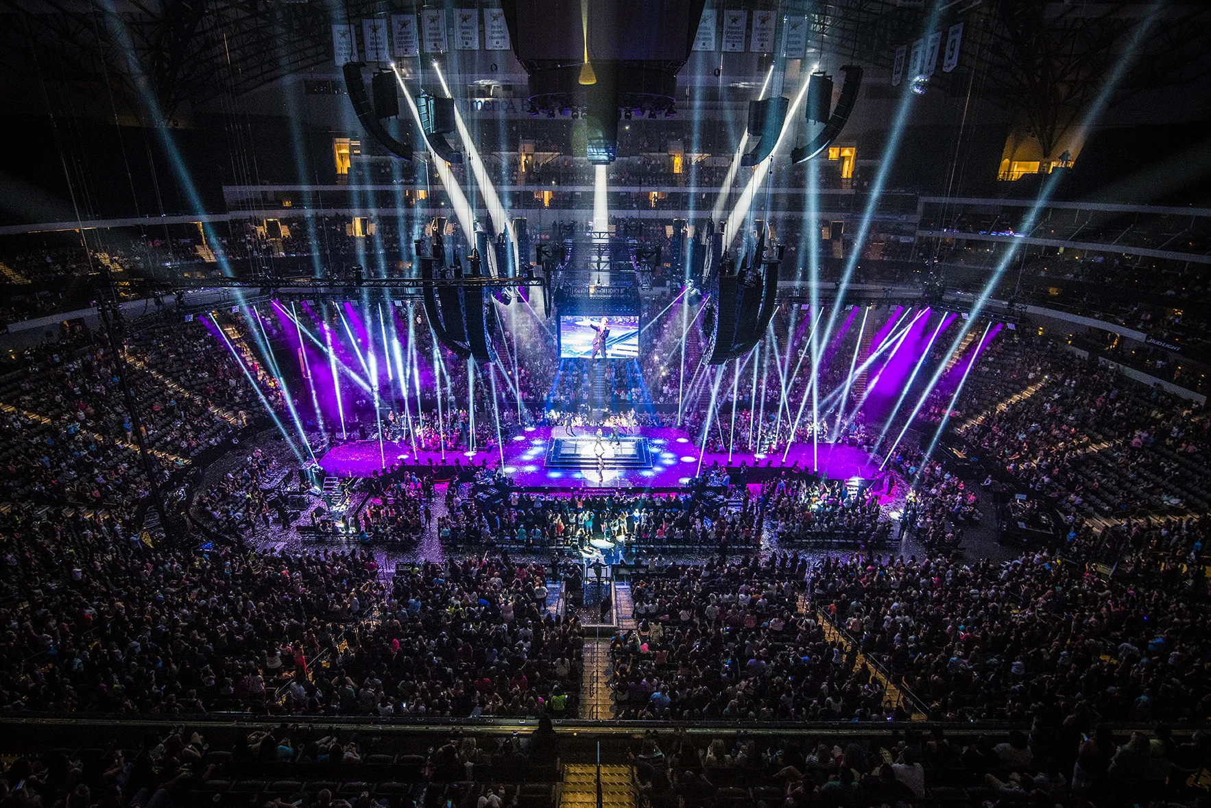 Main Event Tour