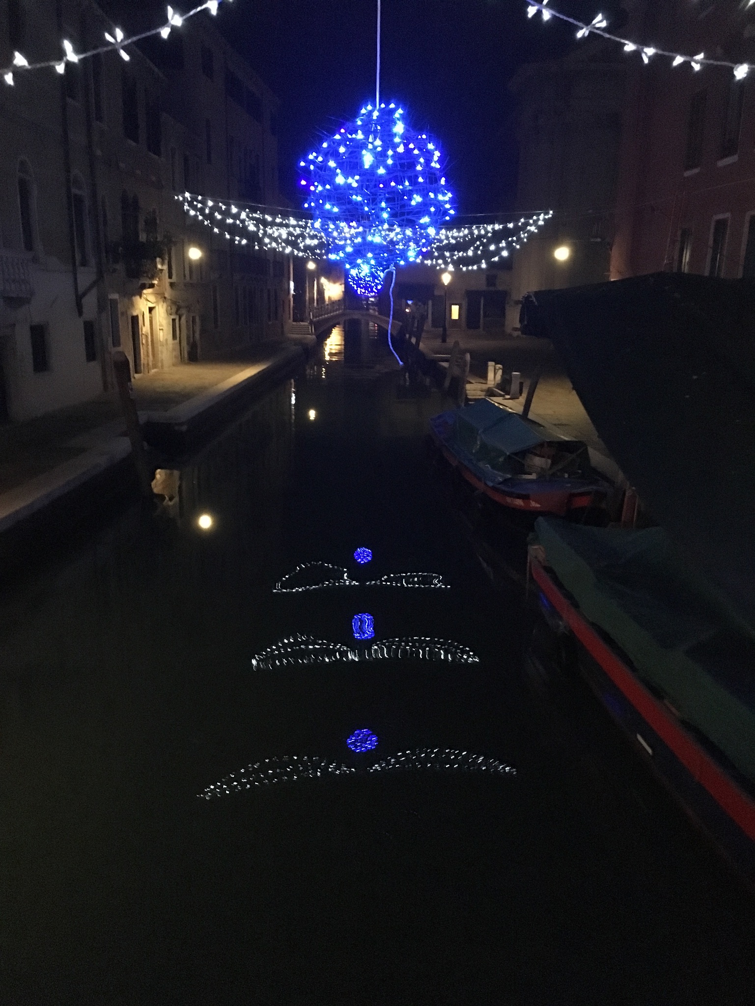  Canal with Christmas lights. &nbsp; 