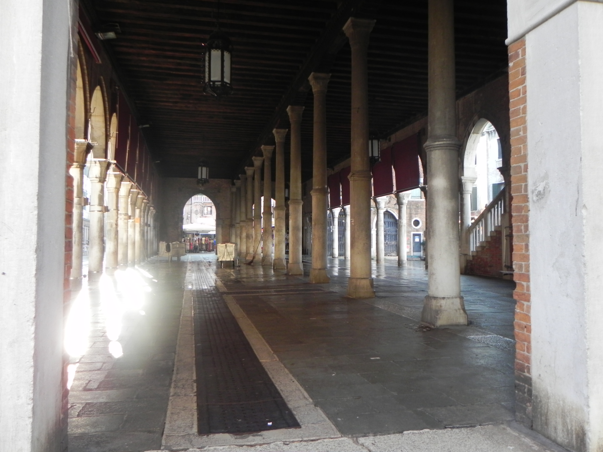  Another shot of the fish market 