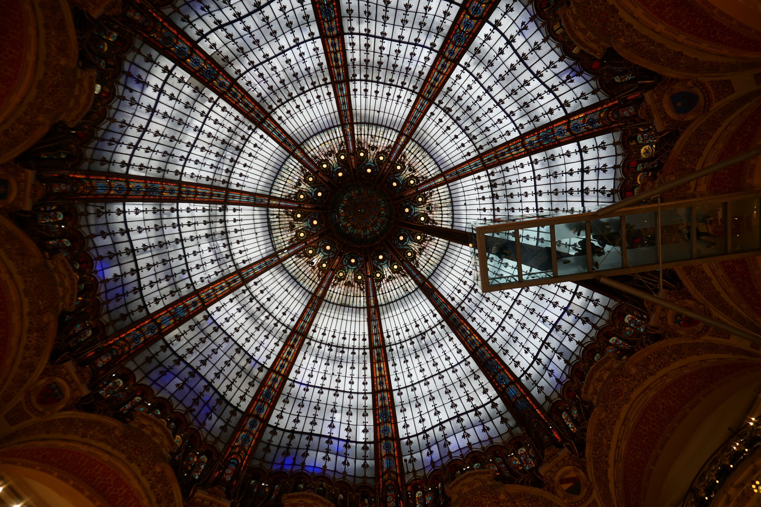  Galeries Lafayette looking up at the dome and skywalk 