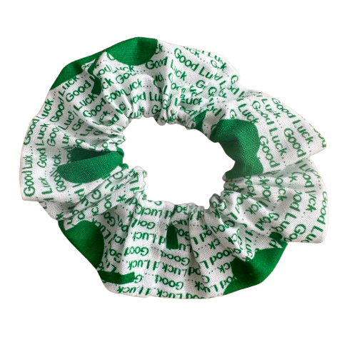 Scrunchie 1.png