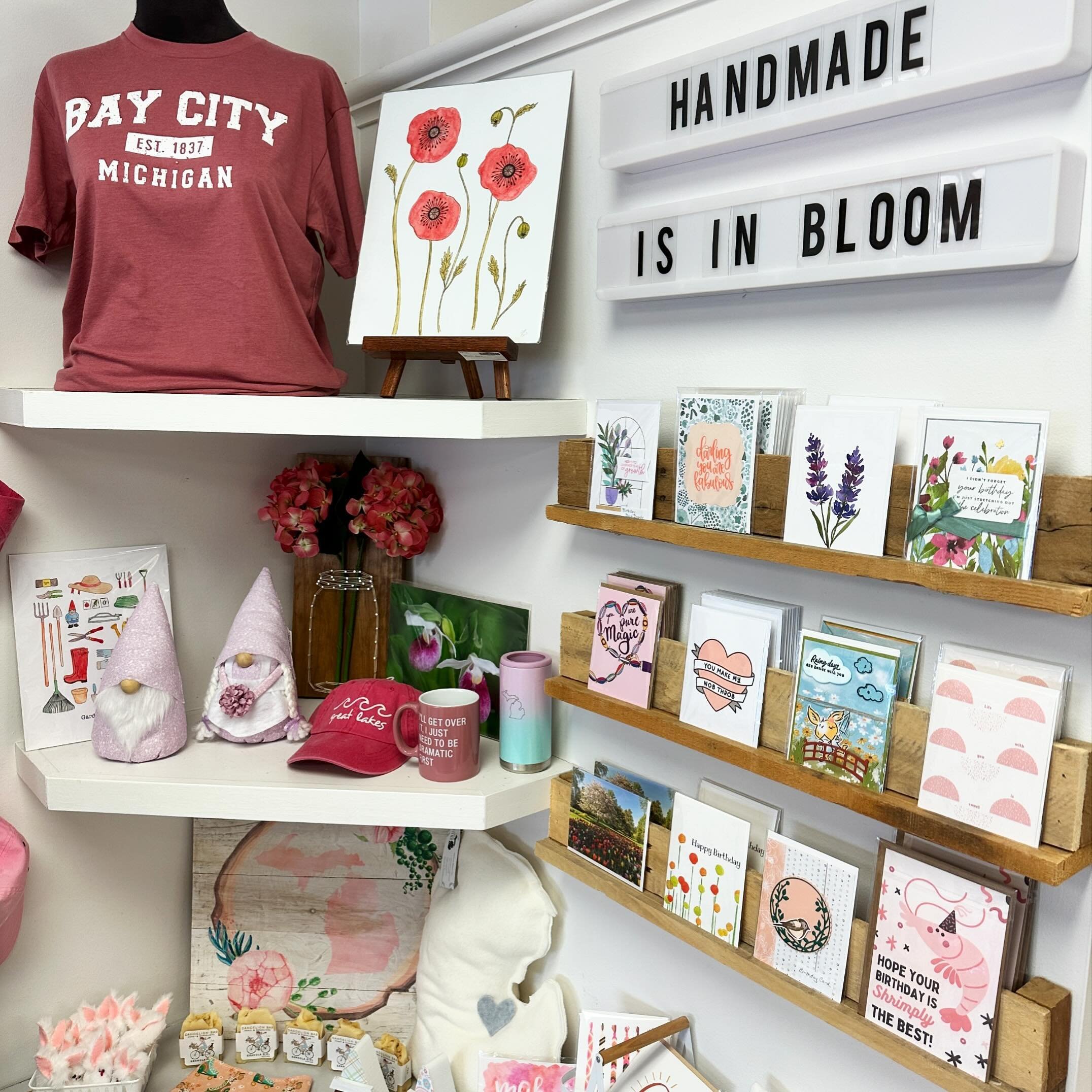 🌷 Sprint has sprung here at the shop! Stop in and grab a lovingly handmade item for yourself or a friend today from 11-5!