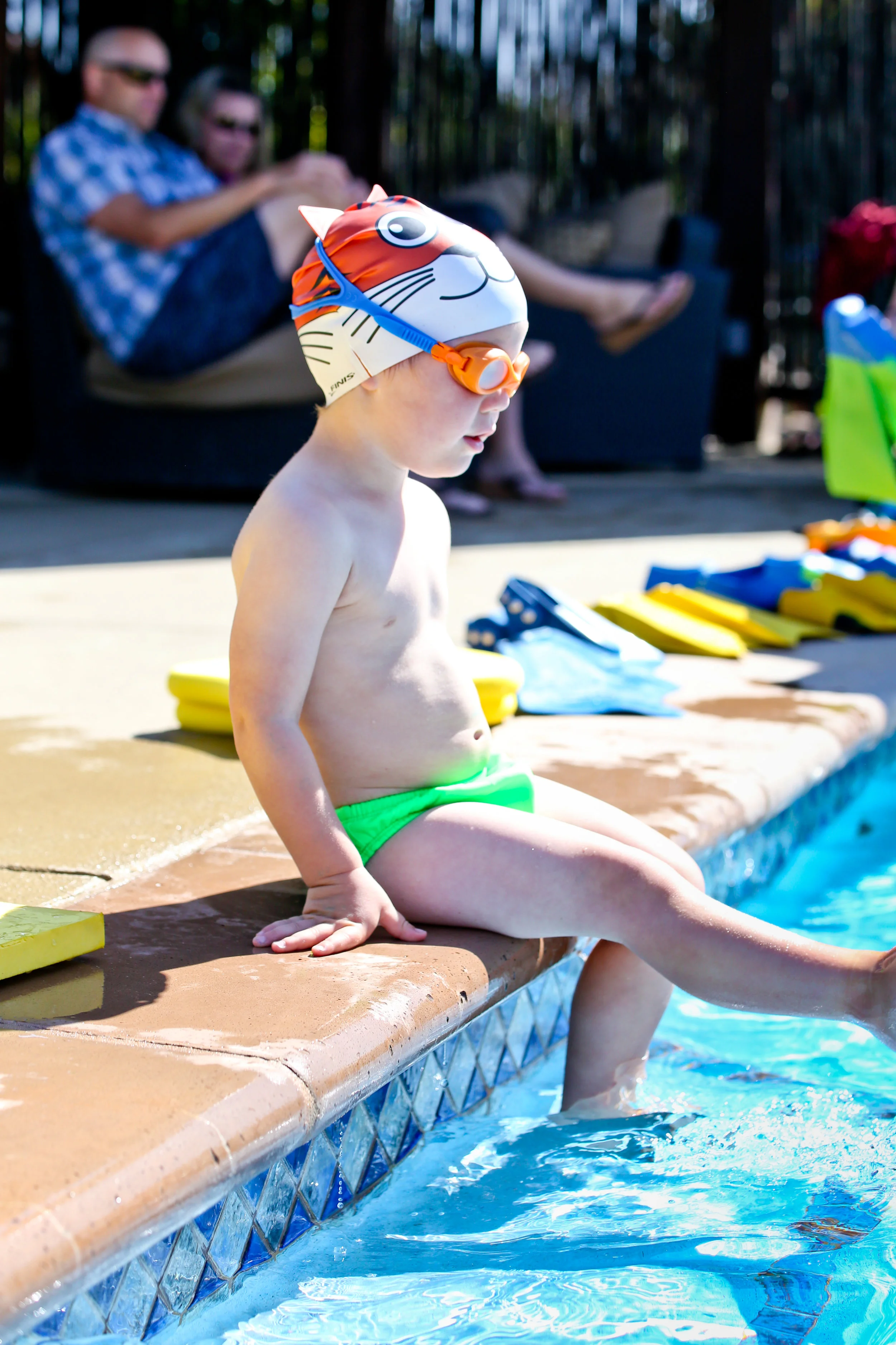 3.45.018 Image Usage Orange.Clear 2.jpg