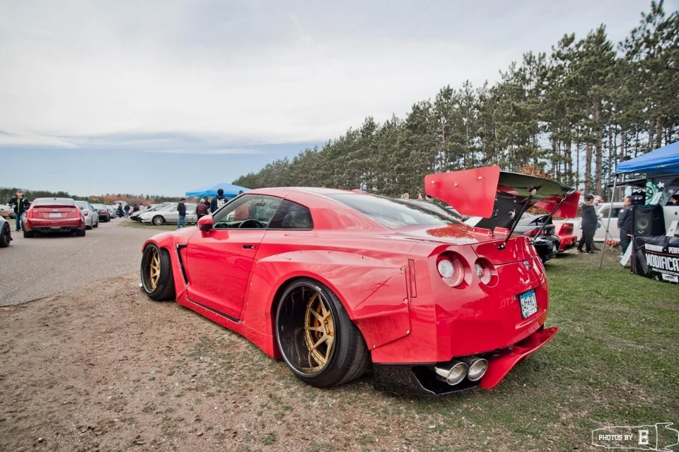 widybody gtr.jpg