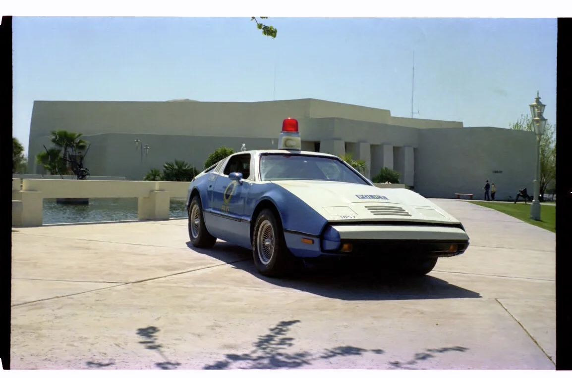 spd_1975_rh_frt_qtr.jpg