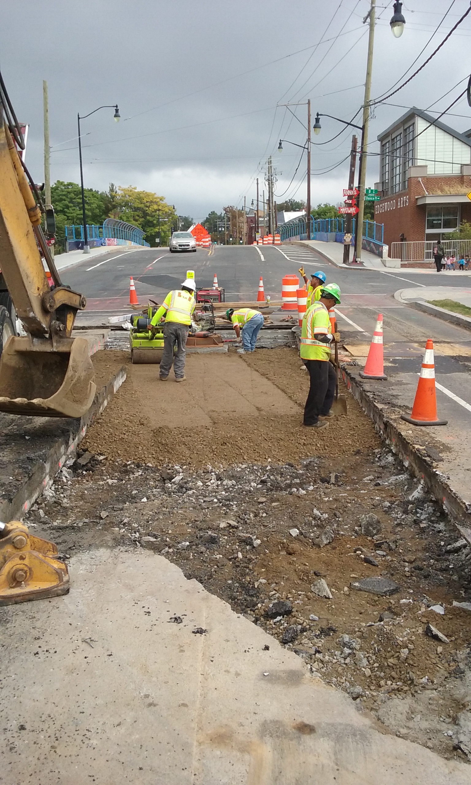 Utility cuts backfill and compaction – 8th & Monroe