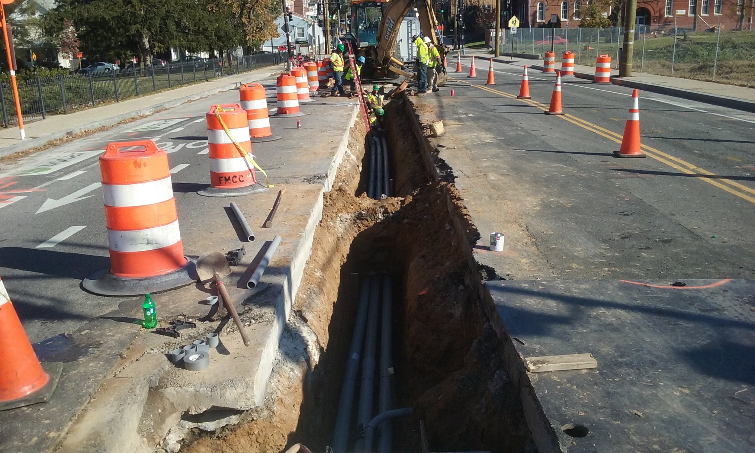 Conduits installation at east of 9th & Monroe