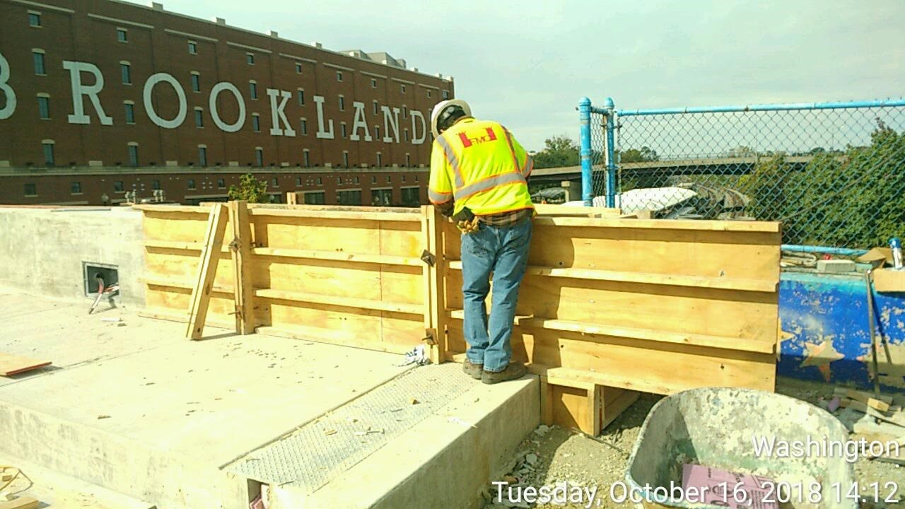 Parapet End Section Form Insallation (East Approach Slab-North Side-Phase 1)