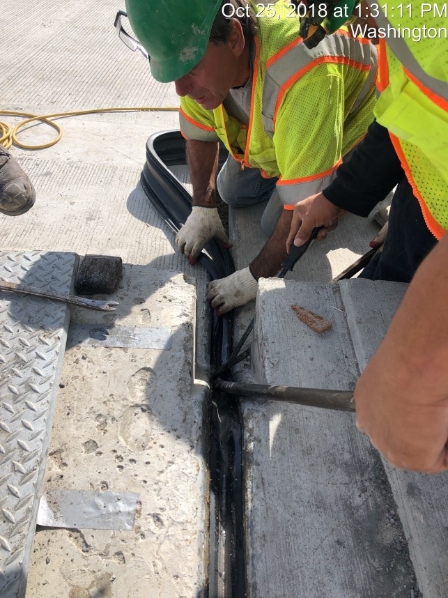 Expansion Joint Seal Installation - Phase 1 (Monroe Street Bridge North Side)