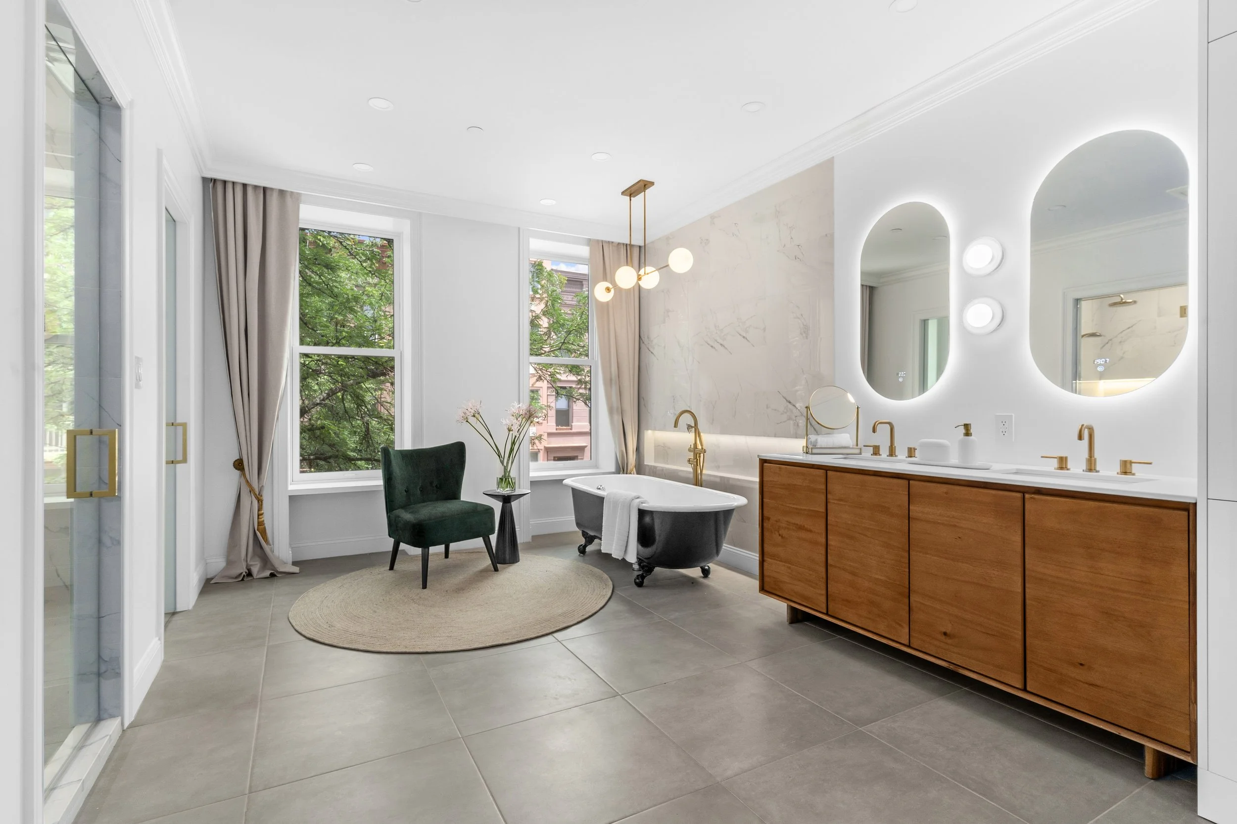 8_En-suite Bathroom.jpg