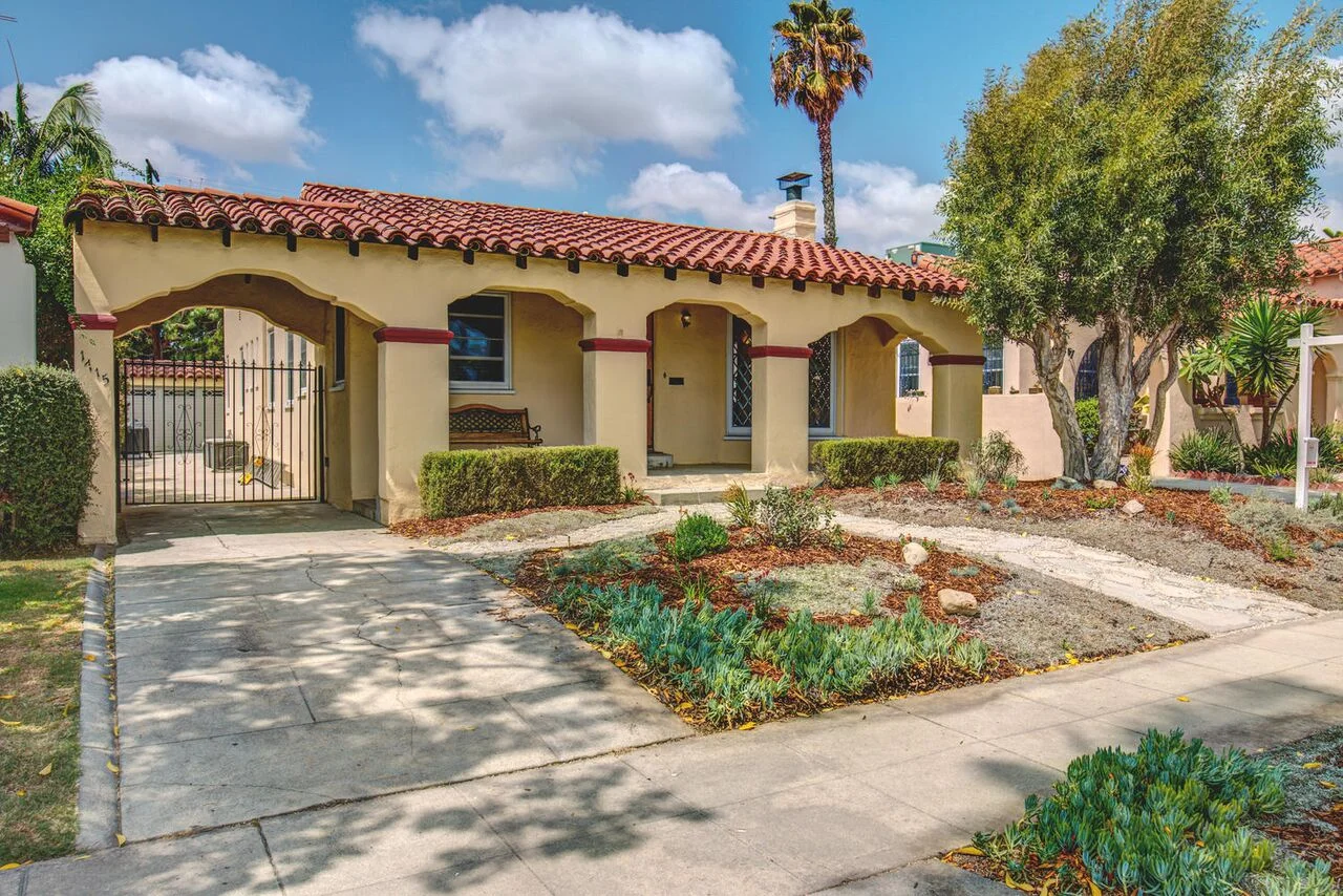 1715 S Garth Ave, South Robertson / Crestview