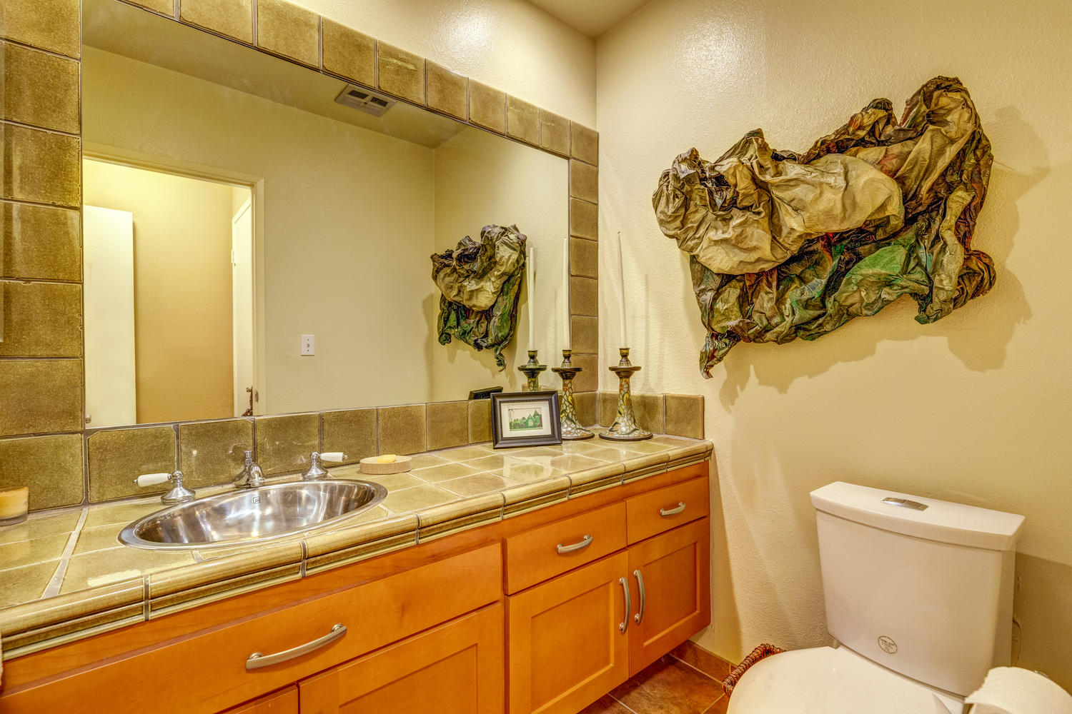 5139 Balboa Blvd Unit 16-large-012-6-ThoTif0007Upload04-1500x1000-72dpi.jpg
