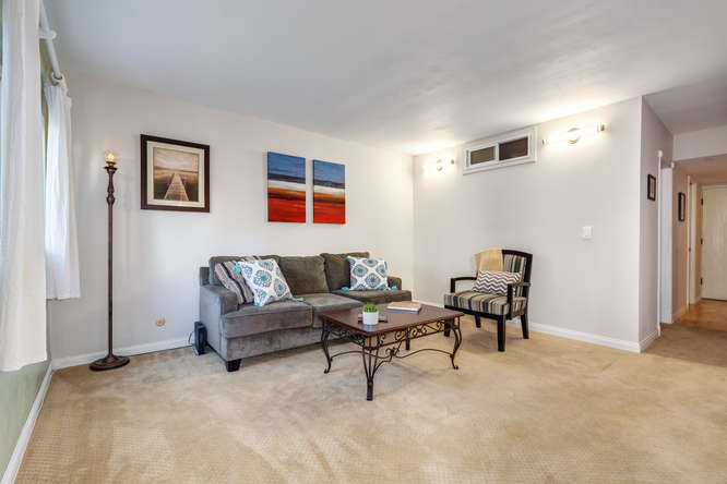 5950 Buckingham Pkwy Culver-small-005-21-ThoTif0008Upload14-666x444-72dpi.jpg