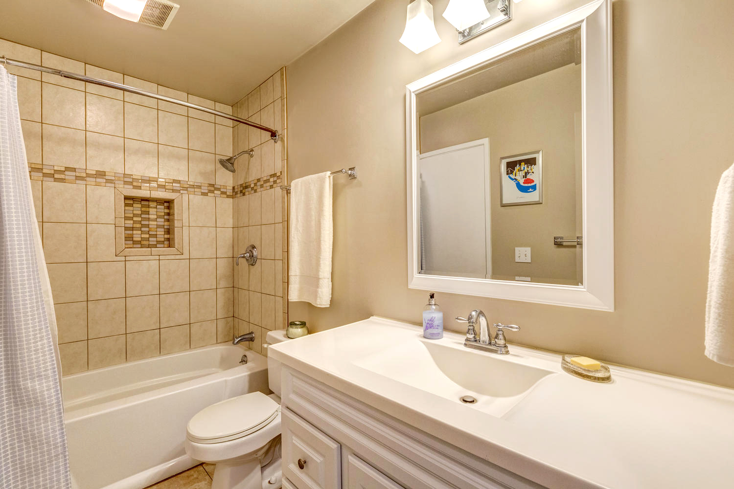 4923 Indian Wood Rd Unit 482-large-013-16-ThoTif0009Upload04-1500x1000-72dpi.jpg