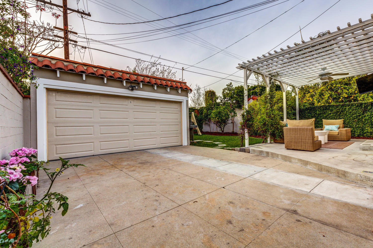 1725 S Garth Ave Los Angeles-large-026-13-ThoTif0012Upload26-1500x1000-72dpi.jpg