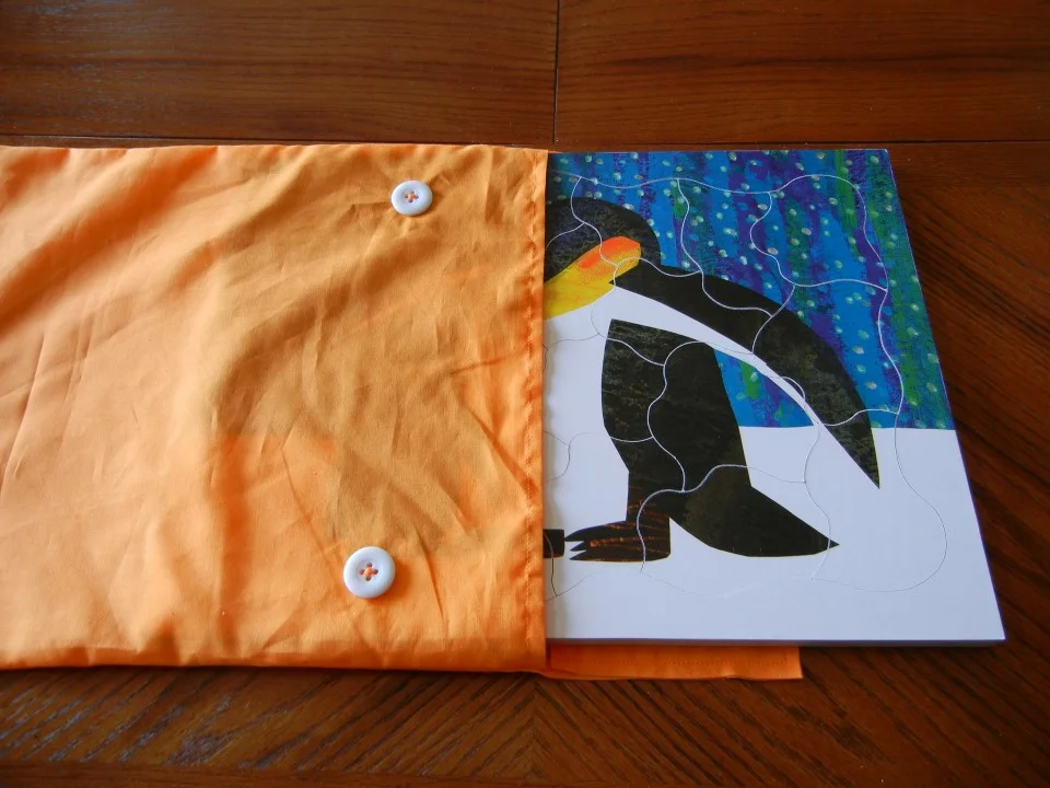  Penguins (Tray in Sleeve) - Eric Carle - Made March 2011 