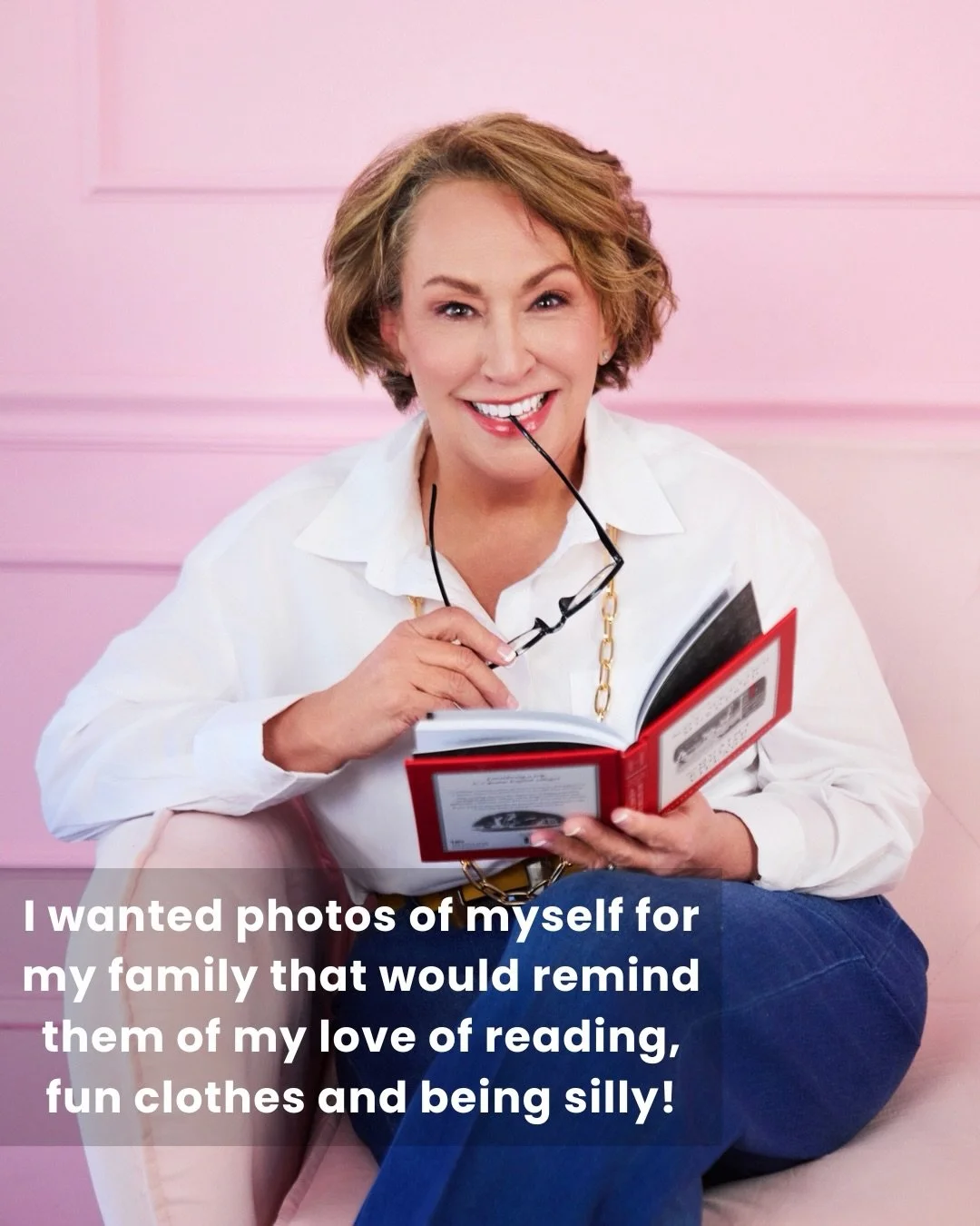 Denise had such a fun plan for her photo session and we were all in from the start.
She didn&rsquo;t just want pretty photos&hellip; she wanted images her family would see her in - her love of reading, her personality, her joy.
We love when a session