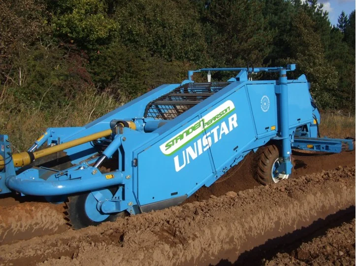 Unistar.jpg