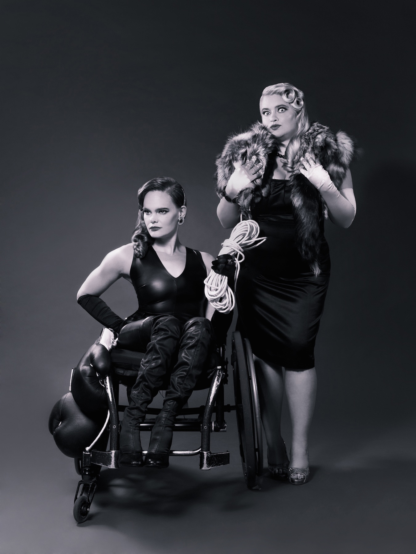 Custom portrait shot for Shameless Photography , a retro inspired studio that uses photography to empower women Involvement: Concept design, photography, post production, hair and wardrobe styling