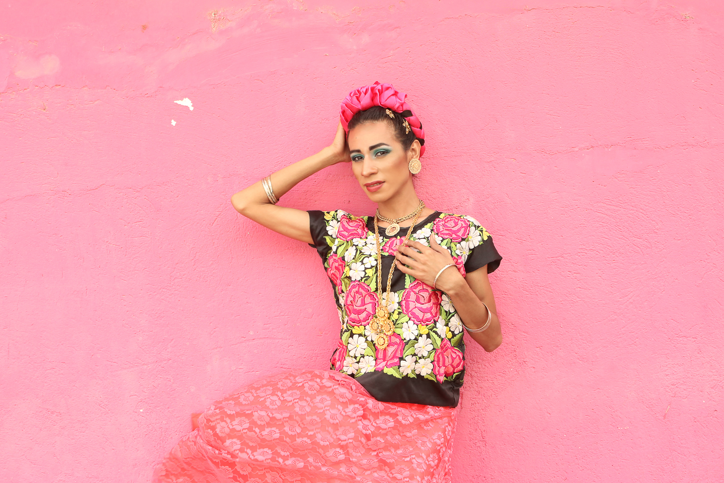  A photo documentary series of Mexico's transgendered Zapotecs  Involvement: Art direction,&nbsp;photography, post production 