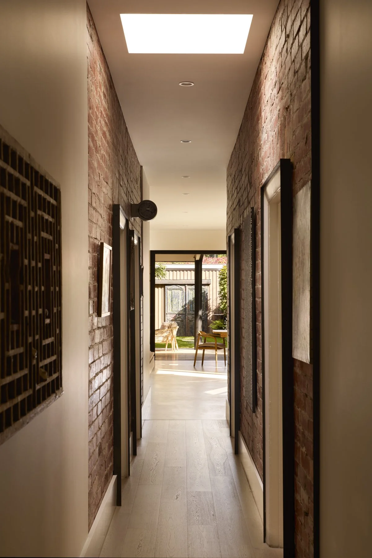 ManiArch_Elwood22310_Gemmola_LR.jpg