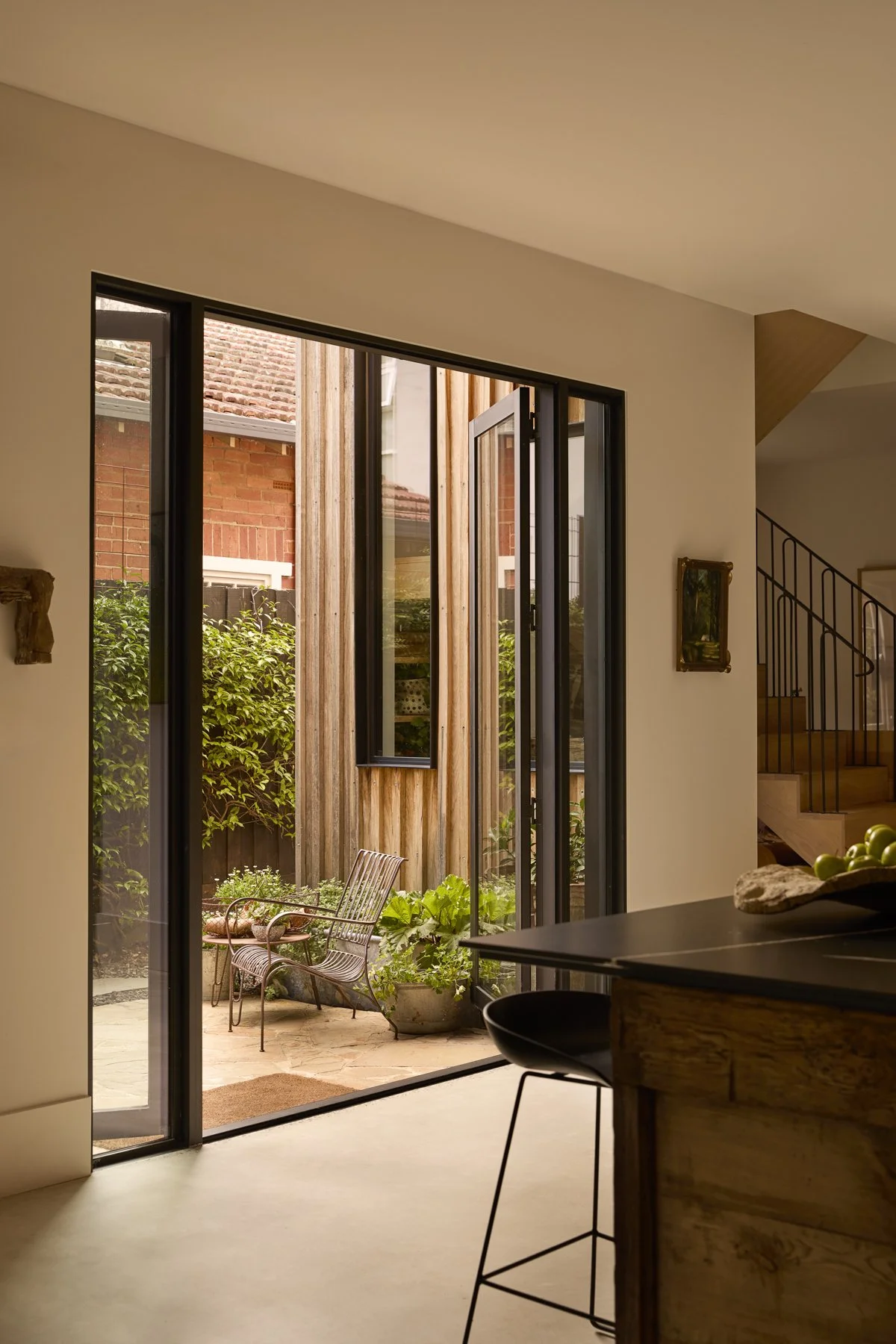 ManiArch_Elwood22472_Gemmola_LR.jpg