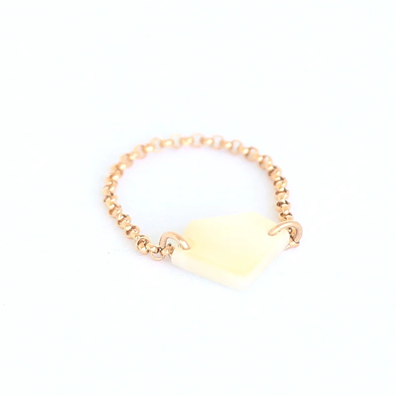 MADEMOISELLEM-BAGUE-1.jpg