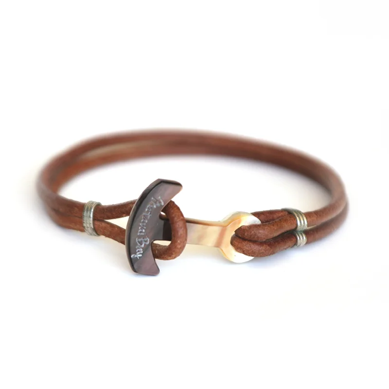BIJOUX-HD-FONDBLANC-MATAVAIBAY-BRAC ANCRE CUIR ROND-6.jpg