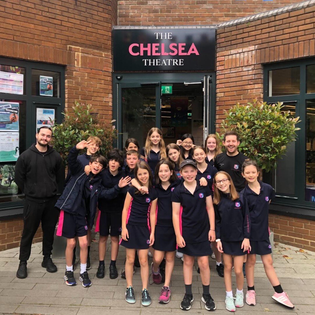 The best of luck to our wonderful Year 5-7 Drama club who are performing A Midsummer Nights Dream at the Chelsea Theatre later today 🎭 Break a leg! ⁠
⁠
⁠
@officialchelseatheatre #amidsummernightsdream #midsummernightsdream #chelseatheatre #shakespea