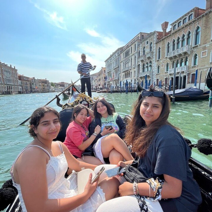Our Yr 9s and 10s spent the week in Venice and experienced everything the beautiful city had to offer including Venetian history, art, culture, and of course the delicious food! 🇮🇹 🍝🍦 

Day 1: arrived and wandered around Venice, getting ice cream