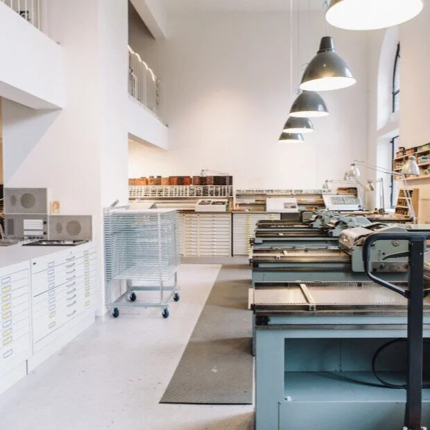 Bridging the gap between analog and digital: The&nbsp;#berlin&nbsp;workshop and studio of Erik Spiekermann is a peaceful haven for creativity and innovation: go.fvonf.com/erik-spiekermann