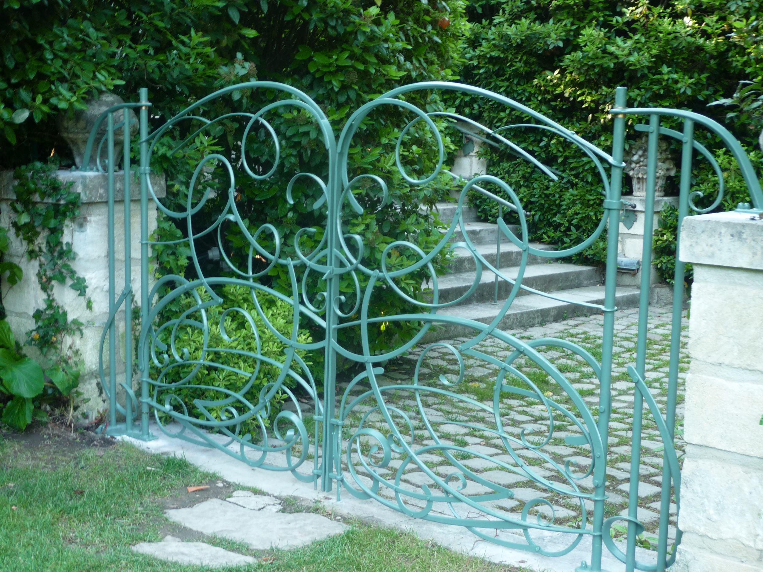 Ambrose Burne Gate.jpg