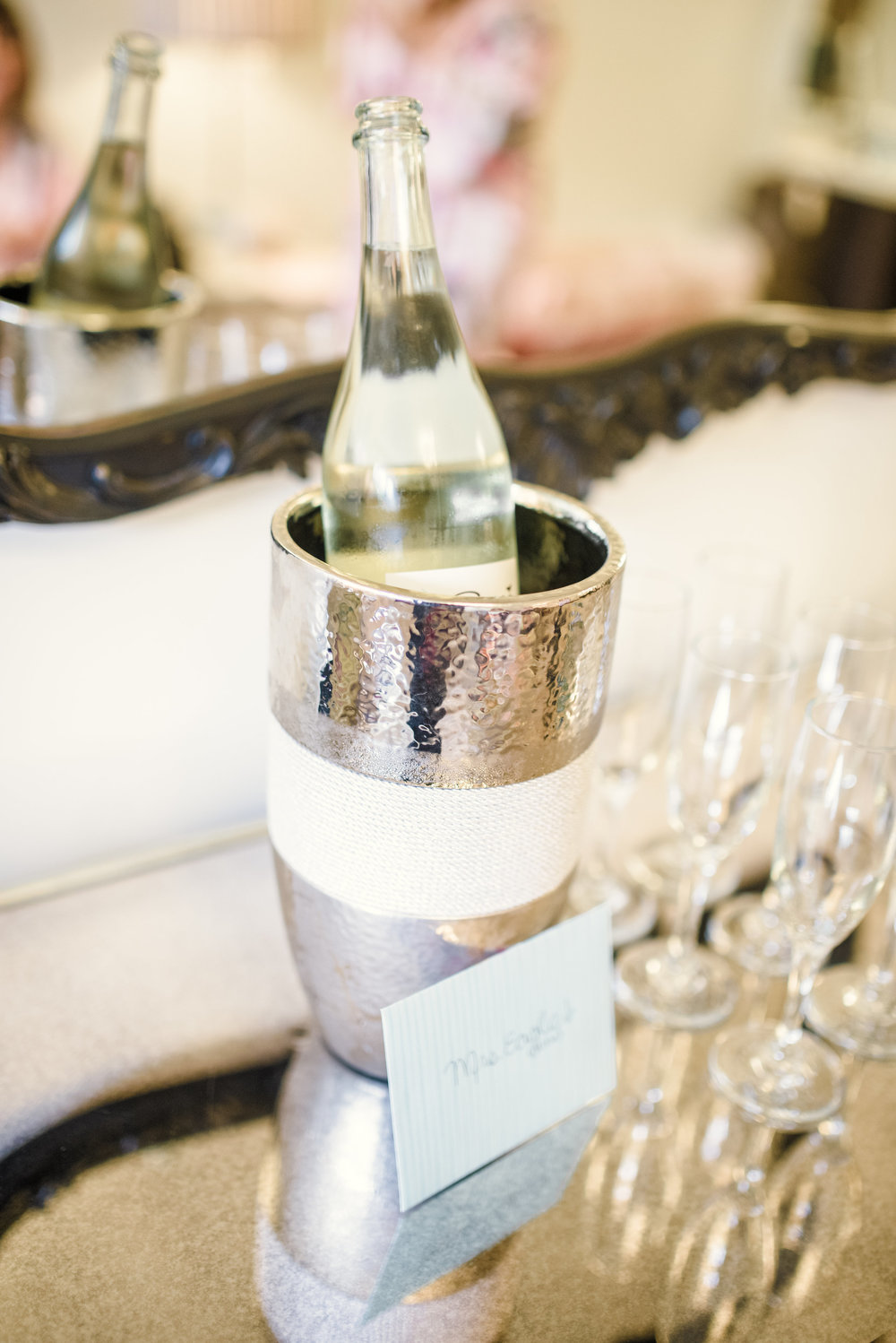 champagne-toast-bridal-suite.jpg