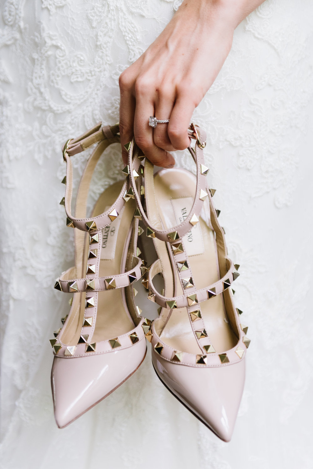 bride-wedding-shoes-valentino-rockstud