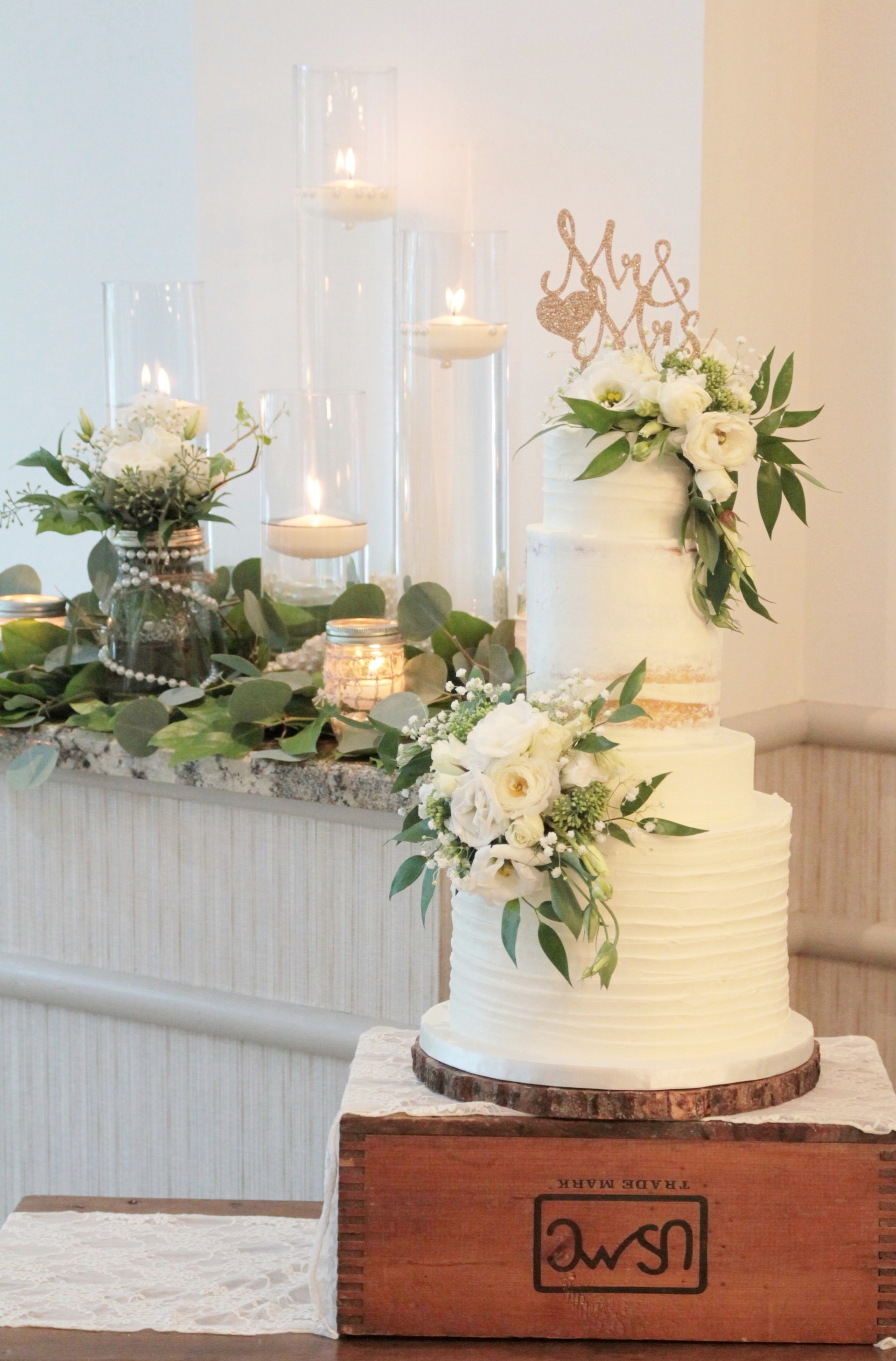 naked-cake-greenery-candlescape