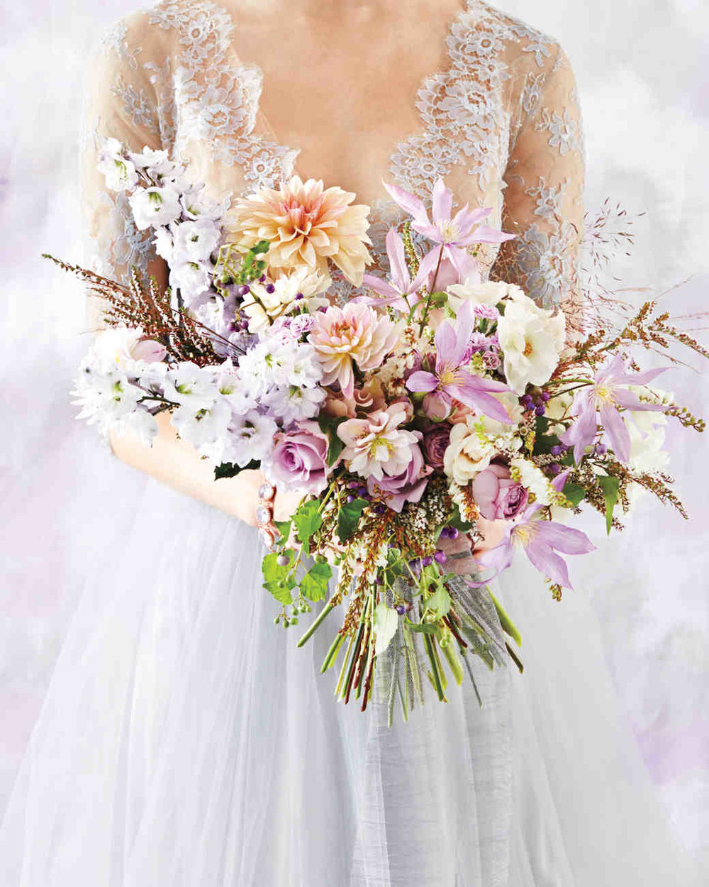 lilac_grey_wedding_colours.jpg