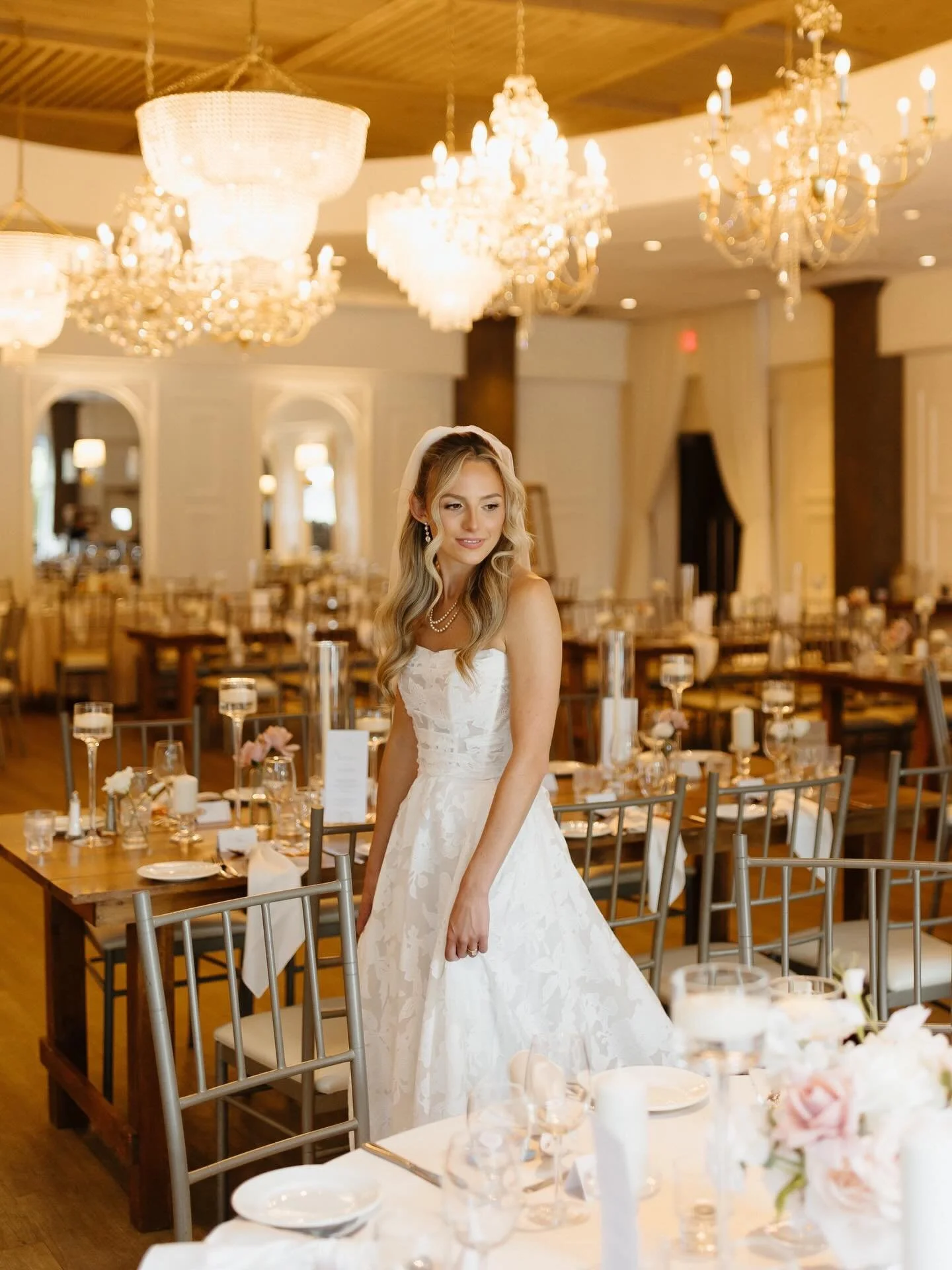 More love stories. More beautiful designs. More great food. More iconic couples. More moments worth celebrating.

Lookin&rsquo; at you, 2026 👀 ✨

Photography&nbsp;@jennagrahamphotos Florals&nbsp;@knotrosesco Hair &amp; Makeup&nbsp;@theartistcollecti
