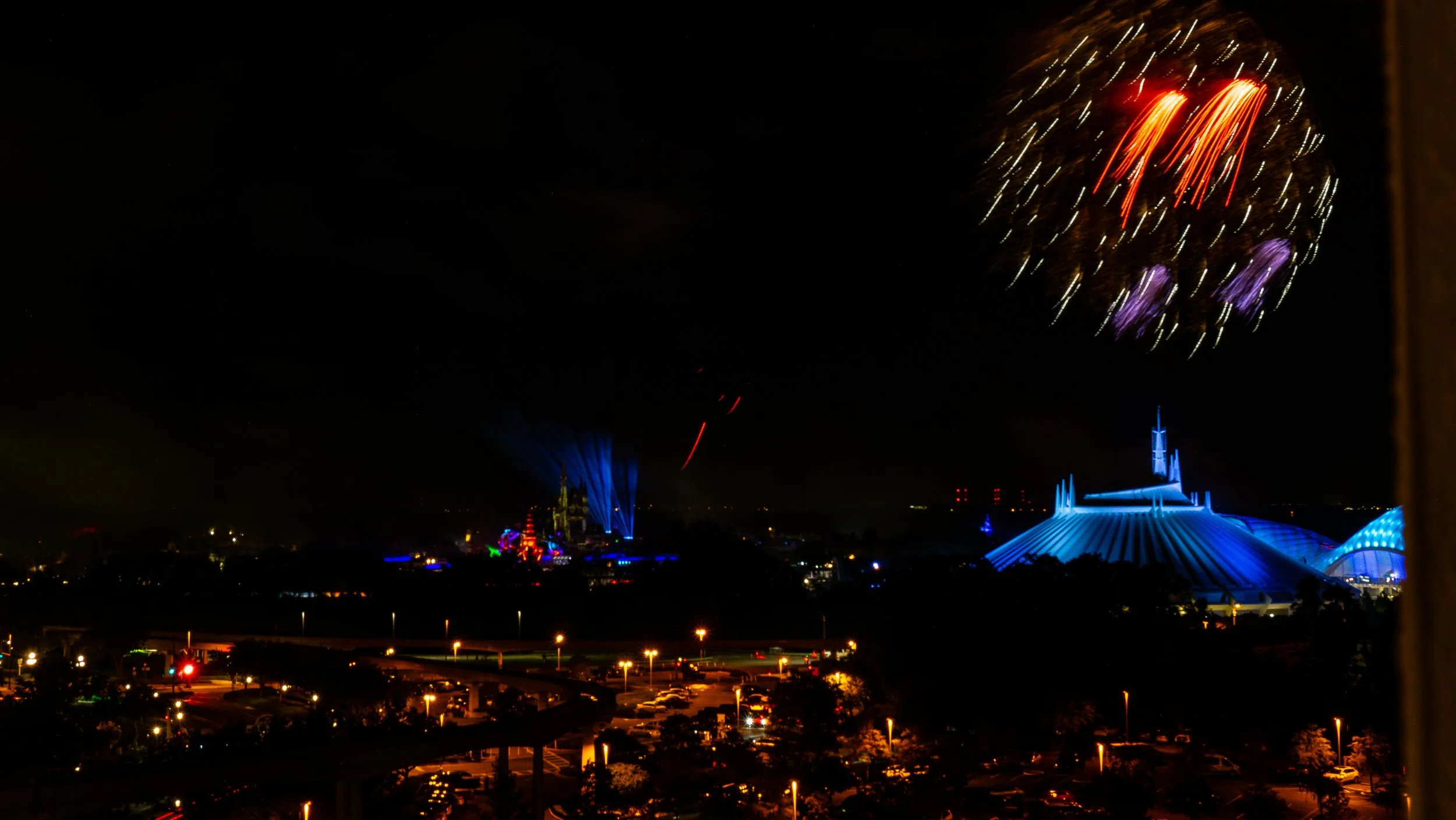 EXPORT 2023 10.2 WDW Fireworks-DSC06156.jpg