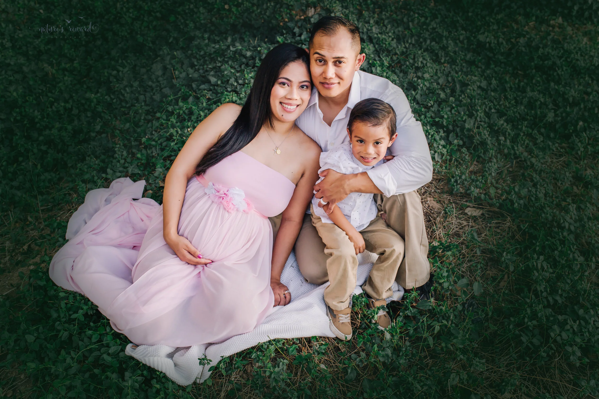 Family portrait by Nature’s Reward Photography