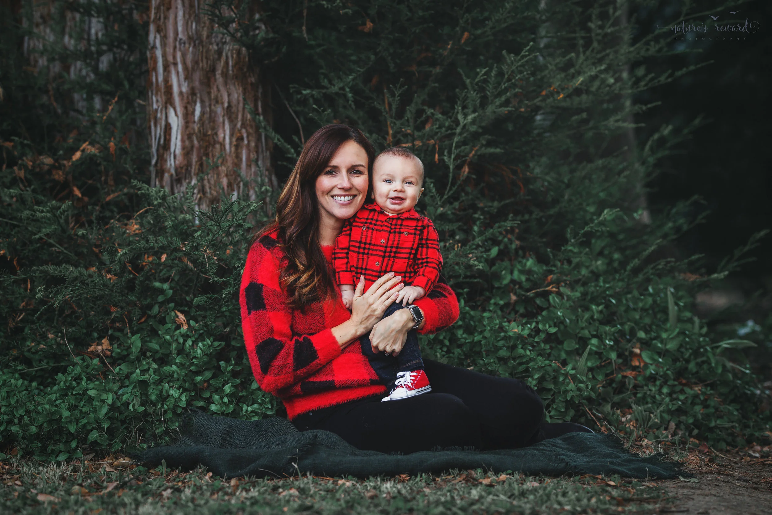 6 month old baby boy with his mommy in a lush green park setting in Redlands, Ca. by San Bernardino photographer- Nature’s Reward Photography