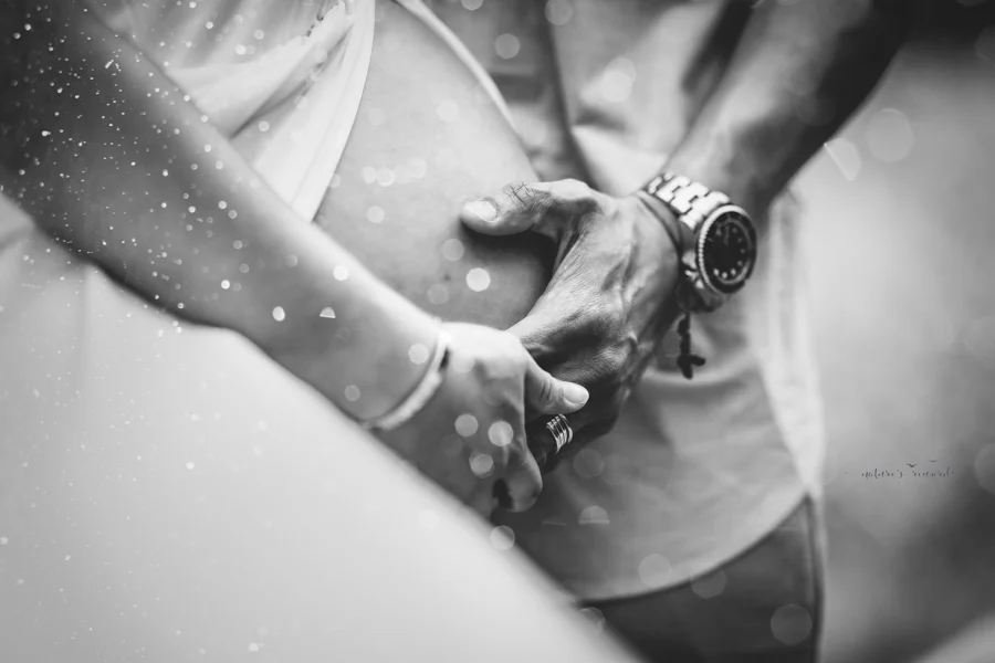 Black and White portrait of Stunning baby bump by Nature’s Reward Photography