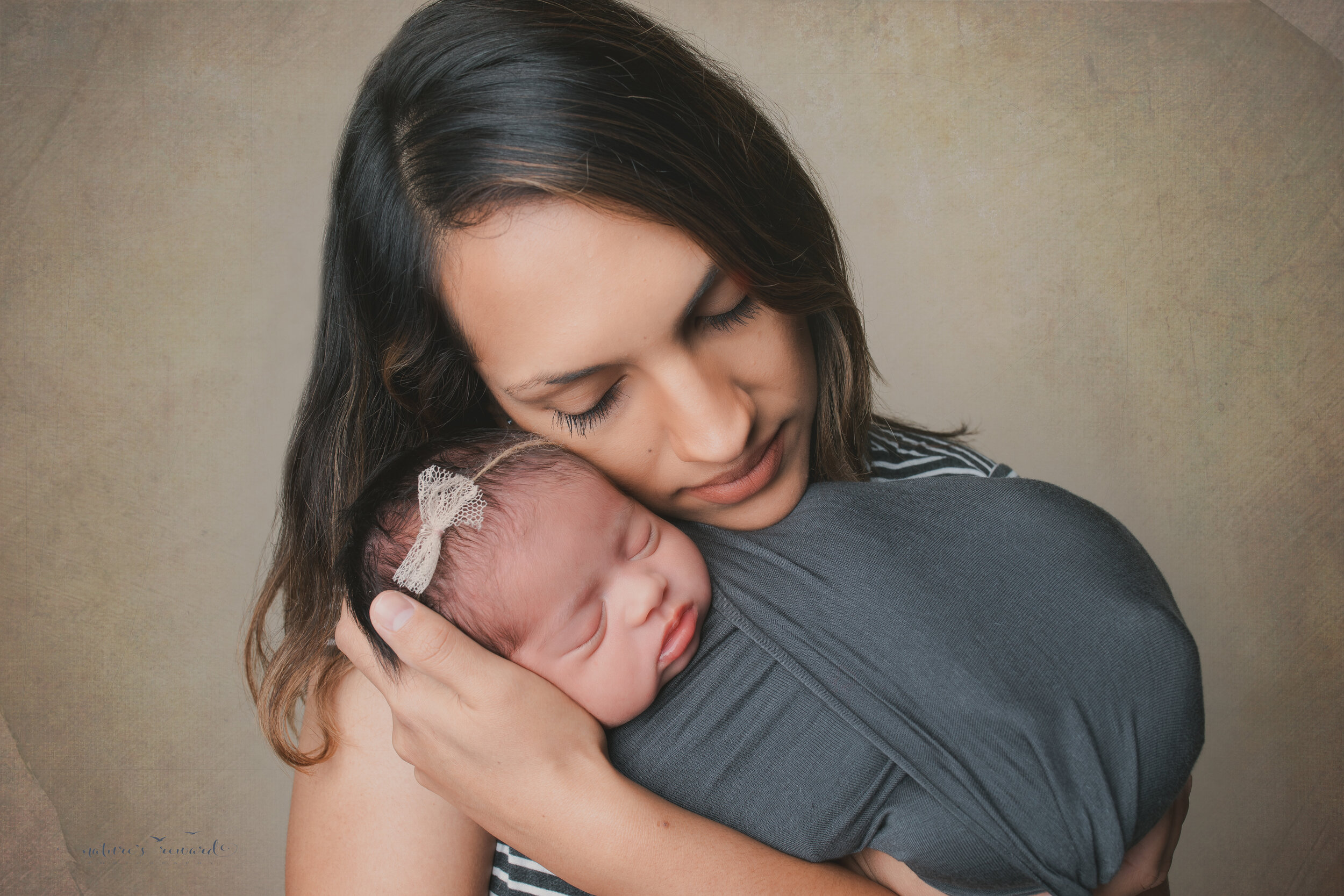 With Mom, a newborn portrait by Nature’s Reward Photography