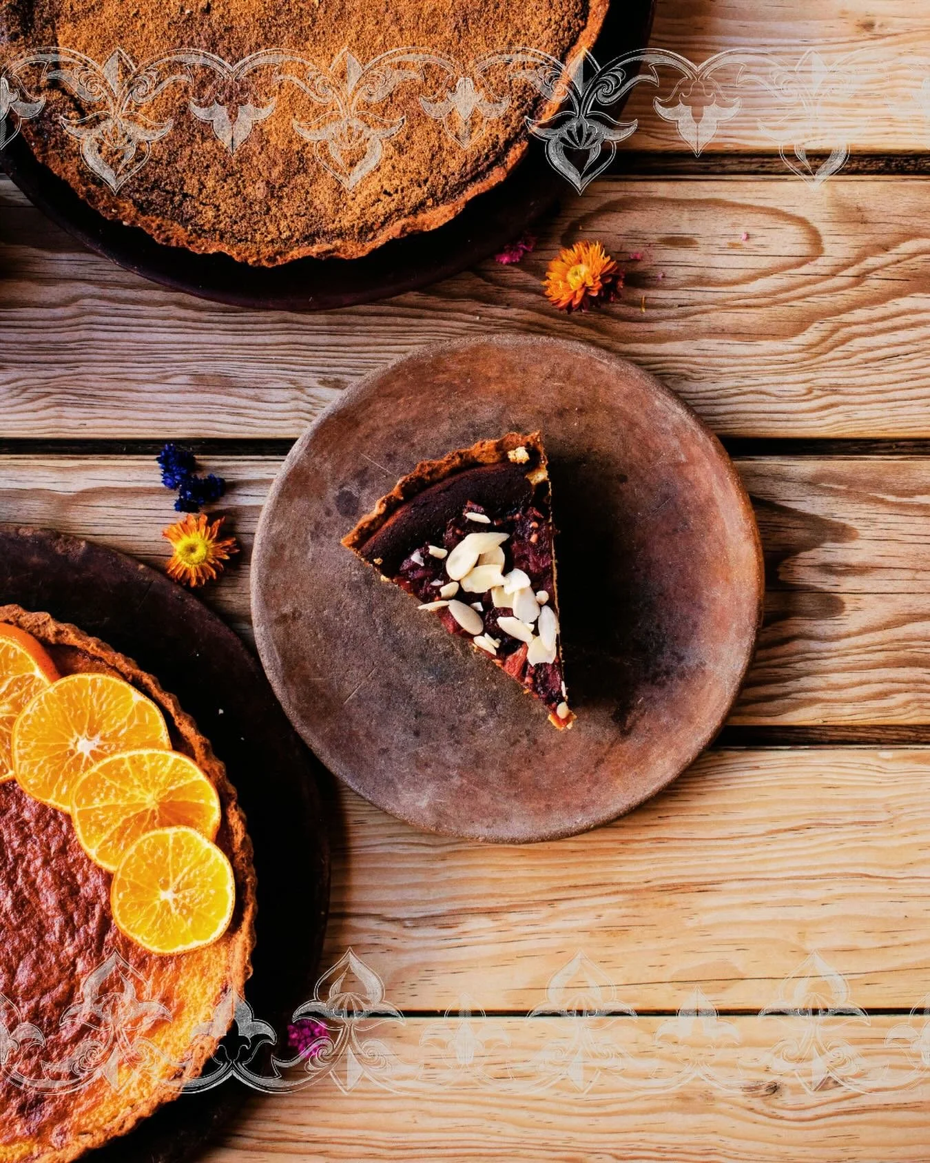 &ldquo;February for the Anglo-Saxons was Solmonath &ndash; Cake Moon or Cake Month. Hearth cakes were cooked directly on the hearth stone or in the embers using the last grains from the autumn&rsquo;s harvest and were offered up to the gods.
🍪✨
Sol